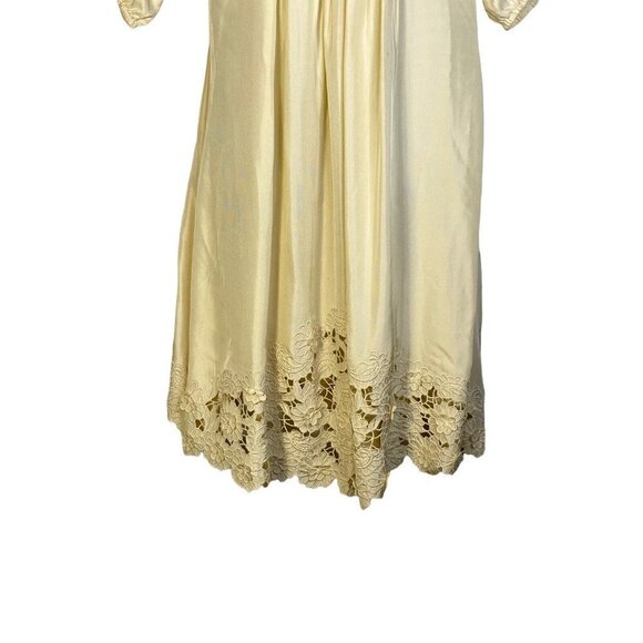 BCBG MaxAzria Woman’s Runway Lace Appliqué Silk Ivory‎ Dress Size M - Picture 3 of 10